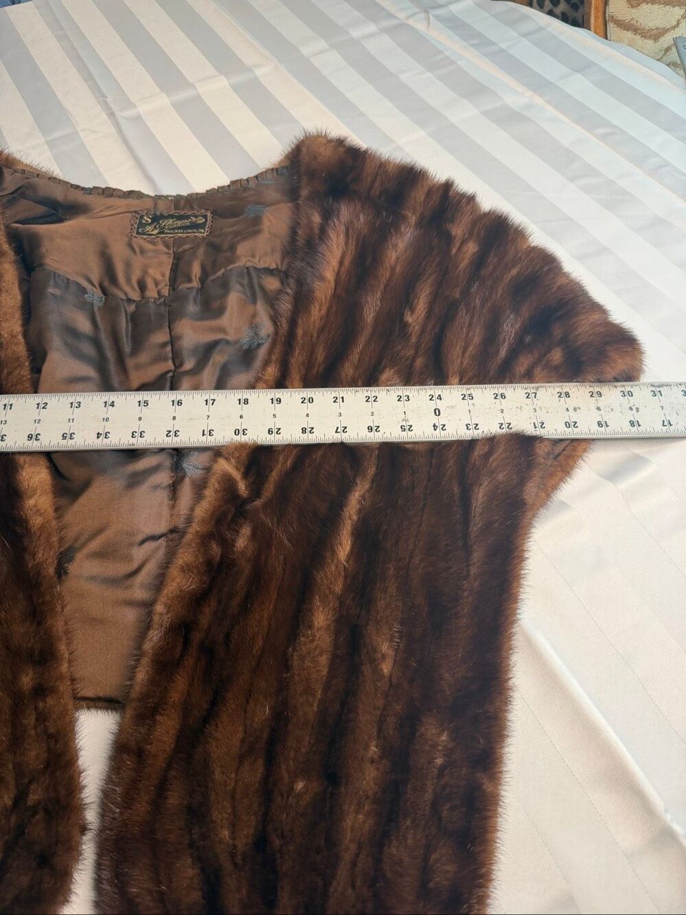 A. Shapiro Vintage Brown Real Fur Cape Stole Wrap Philadelphia One Size - Picture 7 of 13